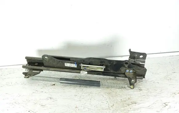 BMW 5 E60 E61 Front passenger seat rail 1195501 8316728