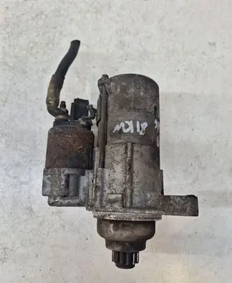 Volkswagen PASSAT B6 Starter motor 02Z911023P
