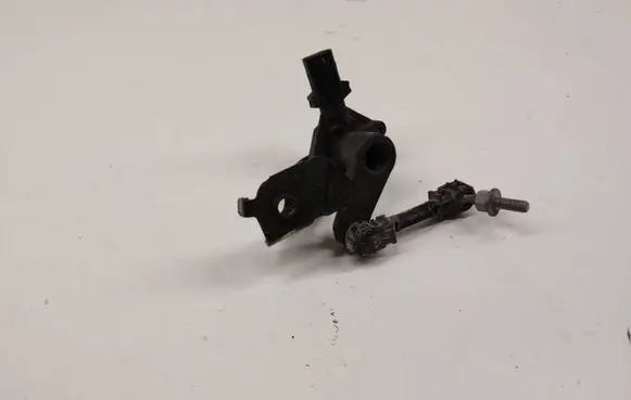 Opel Grandland X Air suspension front height level sensor 9817423180