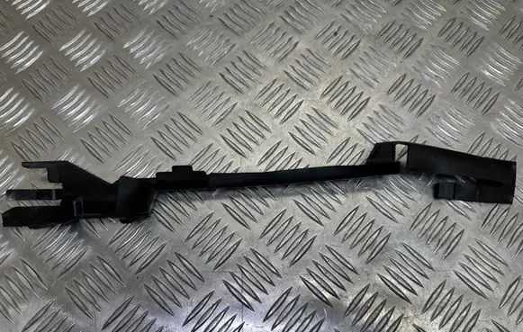 Volkswagen PASSAT B8 Intercooler air guide/duct channel 5G0121332H