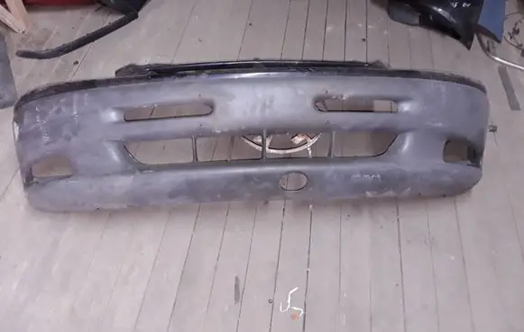 Chrysler Voyager Front bumper