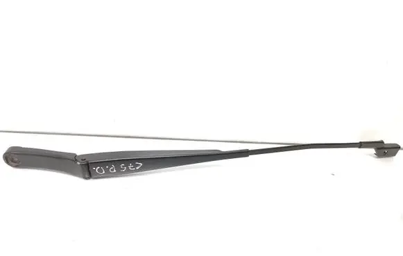 Volkswagen PASSAT B6 Front wiper blade arm 3C1955410B