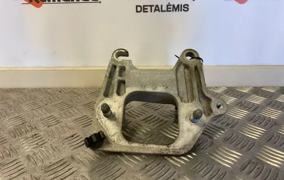 Renault Trafic III (X82) Gearbox mounting bracket 112228161R