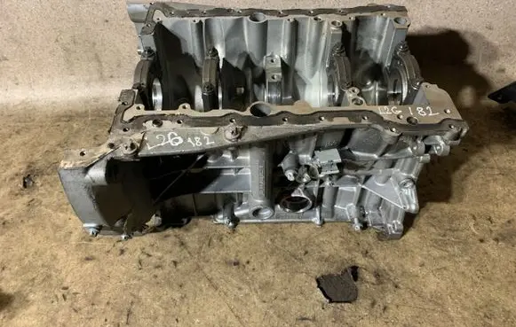 Mercedes-Benz CLA C117 X117 W117 Engine block R2700106100