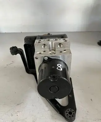 BMW X6 E71 ABS Pump 6780126 10213510 0265250200