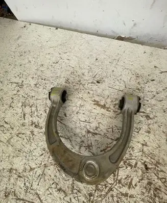 Mercedes-Benz GLE W167 Front upper control arm/wishbone A167330090