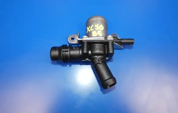 Volvo XC90 Electric auxiliary coolant/water pump 32222660 210415290