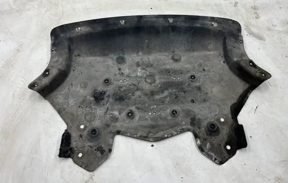 BMW X5 F15 Engine splash shield/under tray 7360155