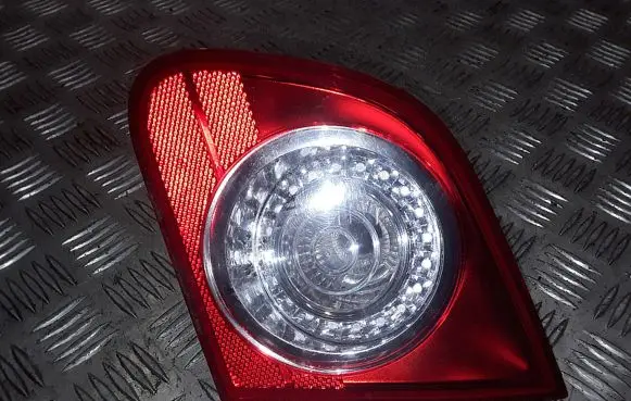 Volkswagen PASSAT B6 Tailgate rear/tail lights 3c5945094e