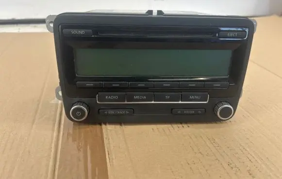 Volkswagen Golf VI Radio/CD/DVD/GPS head unit 1K0035186AA 7647201360