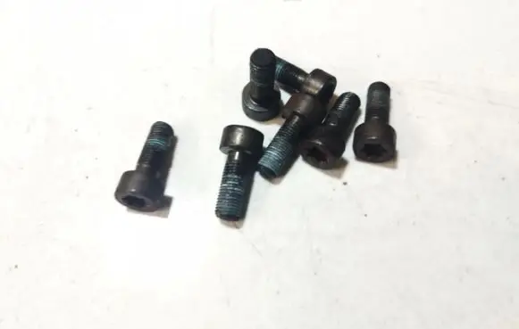 Nuts/bolts