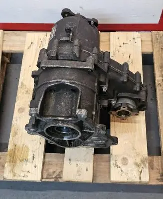 BMW X3 E83 Gearbox transfer box case 7573217 34365670