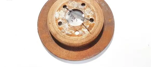 Jeep Grand Cherokee (WK) Rear brake disc neventiliuojamas
