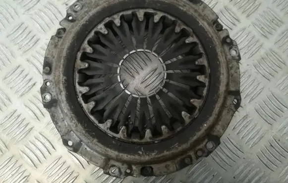 Nissan Micra Pressure plate 