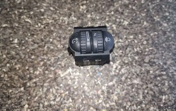 Volkswagen Golf V Headlight level height control switch 1K0941333D