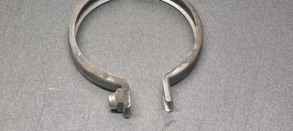 Mercedes-Benz A W169 Muffler pipe connector clamp A0019952644