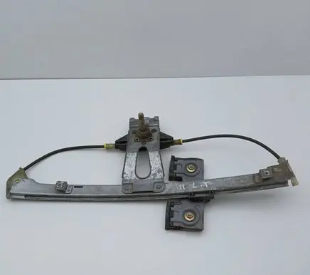 Volkswagen Golf III Rear door manual window regulator 1H4839401