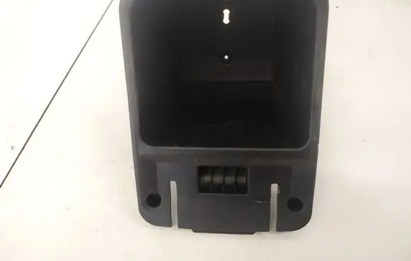Opel Antara Glove box