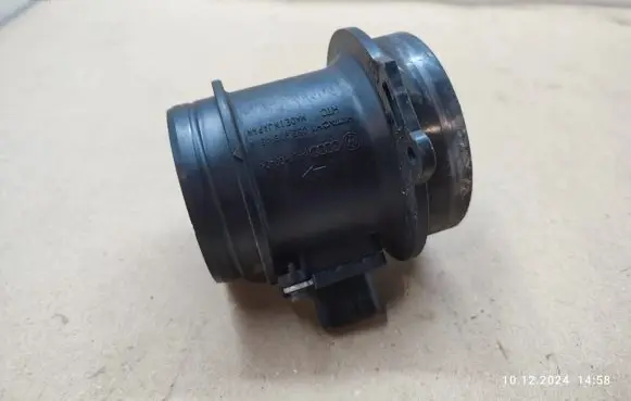 Audi A5 Sportback 8TA Mass air flow meter 059906461