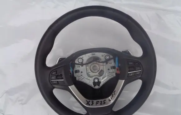 BMW X3 F25 Steering wheel 46445484
