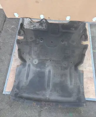 BMW 3 F30 F35 F31 Engine splash shield/under tray 7373844 51757373844