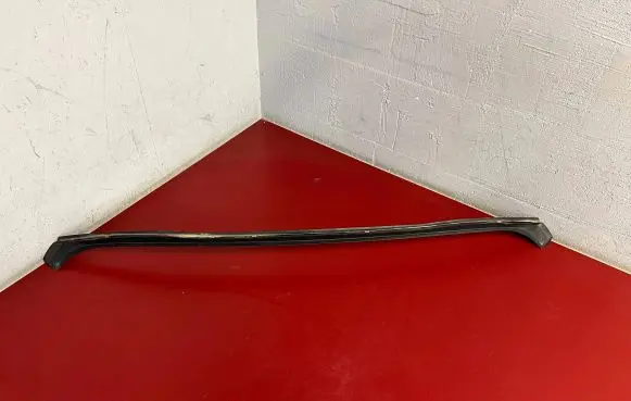 Trunk rubber seal (body)