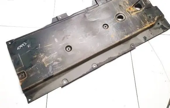 Mazda CX-30 Engine splash shield/under tray bcjh563h1 bcjh-563h1