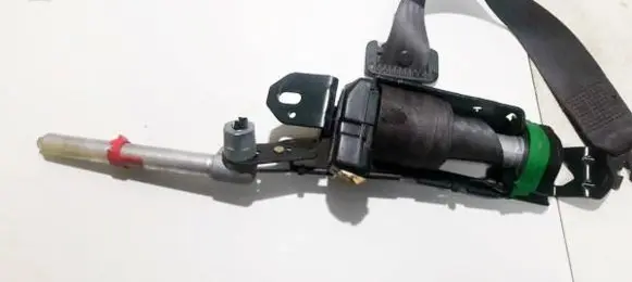 Volvo S60 Front seatbelt 8626240