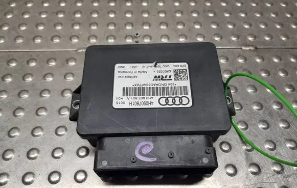 Audi A6 C7 Hand brake control module S26370458 4H0907801H