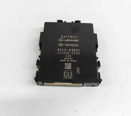 Toyota Yaris XP210 Gateway control module 2320000580 89111K0021