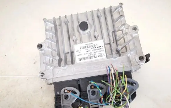 Citroen C5 Engine control unit/module 9663548180 9665843380