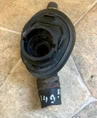 Mercedes-Benz E W212 Engine coolant pipe/hose