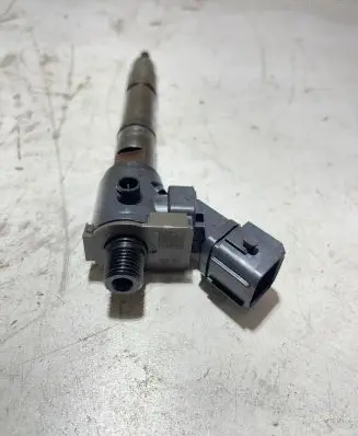 Volvo S60 Fuel injector Vea132370010aab