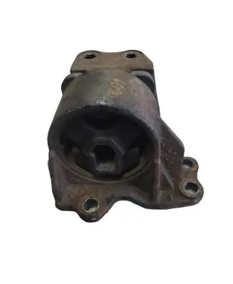 Hyundai Santa Fe Engine mount bracket