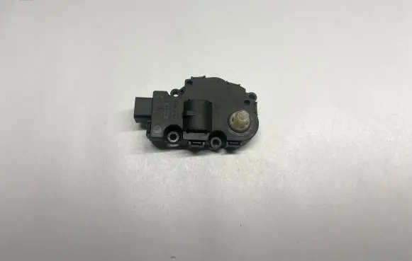 BMW 5 F10 F11 Intake manifold valve actuator/motor EFB430 K9749006