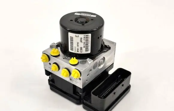 Mazda 3 ABS Pump BFD2437AZ 06210221304 28561219123