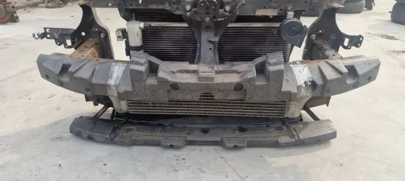 Nissan Qashqai Radiator support slam panel