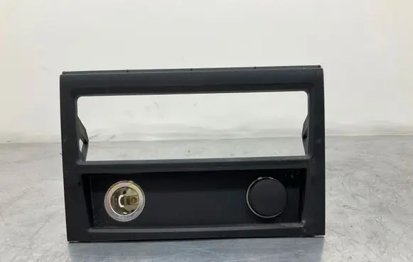 BMW 7 F01 F02 F03 F04 Ashtray trim (rear) 9113673