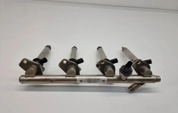 Mercedes-Benz C W205 Fuel injectors set A2740700995
