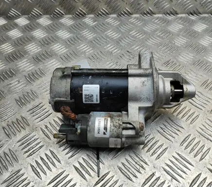 Mercedes-Benz C W205 Starter motor LRS03804