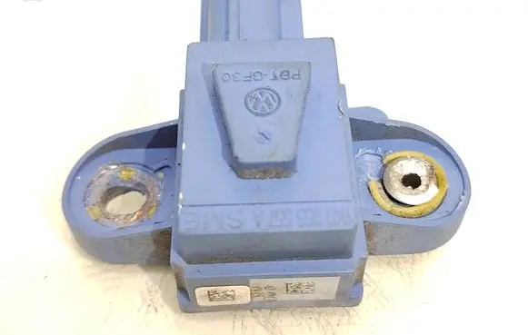 Volkswagen PASSAT B6 Airbag deployment crash/impact sensor 1K0955557A
