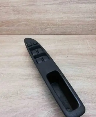 Toyota Verso Electric window control switch 8404044030 514775
