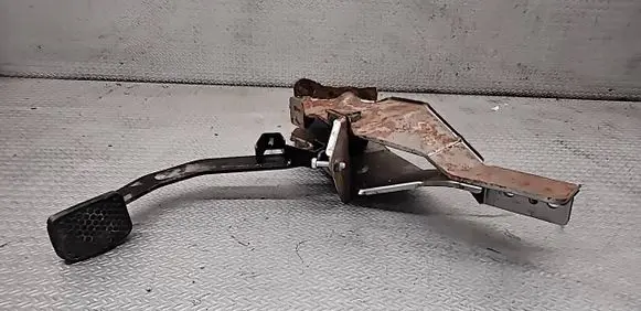 Opel Agila A Clutch pedal 