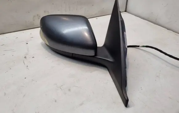 Volvo V50 Front door electric wing mirror E11025850 E11015850