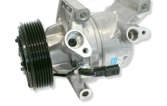 Dacia Duster Air conditioning (A/C) compressor (pump) 926005154R