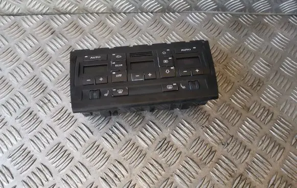Audi A4 S4 B6 8E 8H Climate control unit 8E0820043C