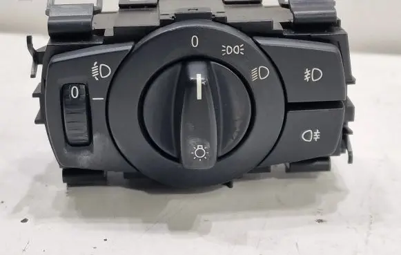 BMW 1 E81 E87 Light switch 693279403