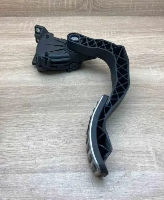 Volkswagen Phaeton Accelerator throttle pedal 3D1721503M 6PV007770