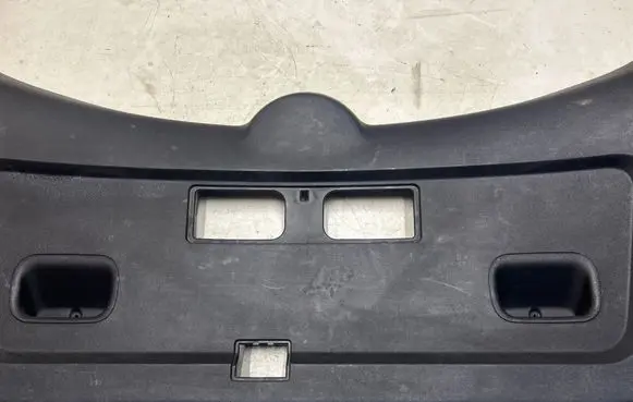 Toyota Corolla Verso AR10 Trunk/boot lower side trim panel