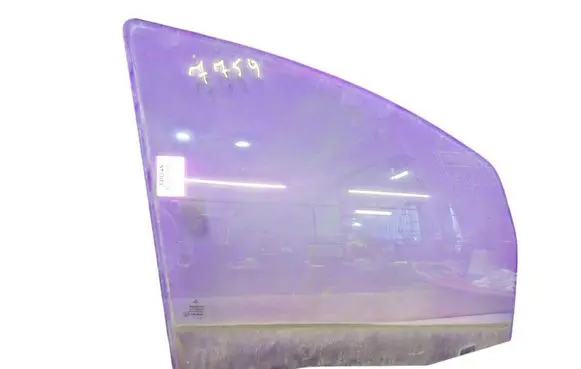 Mitsubishi Colt CZ3 Front door window glass four-door 
